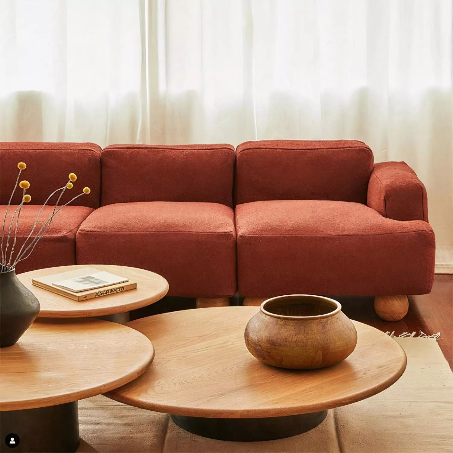 GUINEVERE SOFA