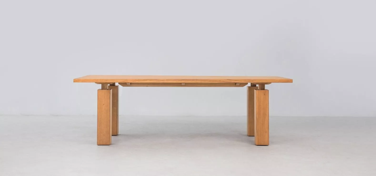 Wolo Dining Table