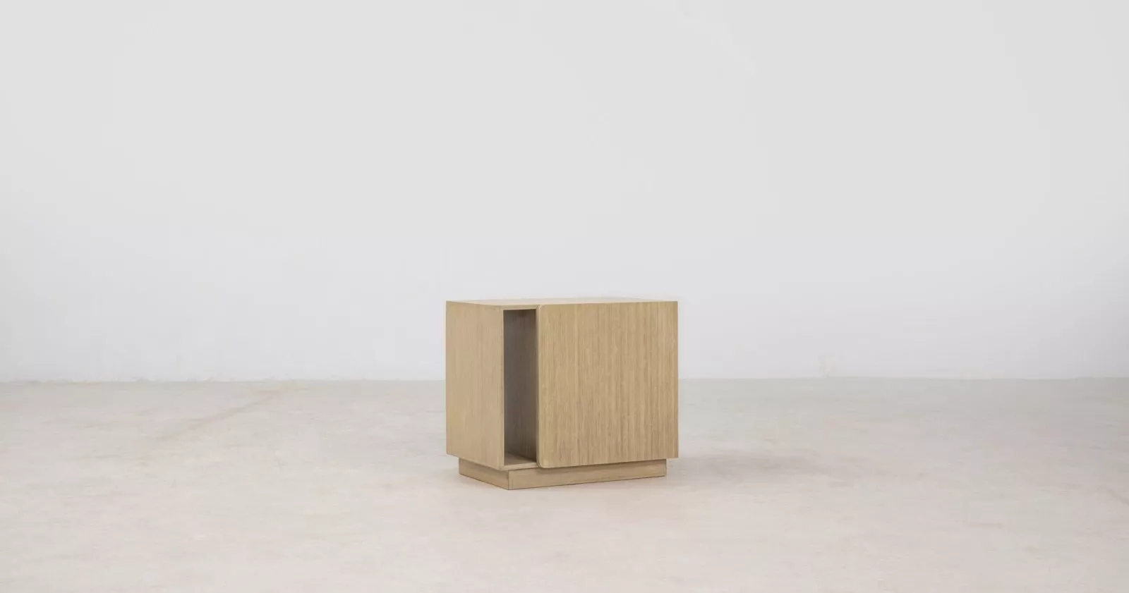 Noura Nightstand
