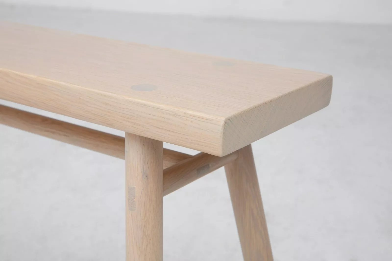 Wing Stand