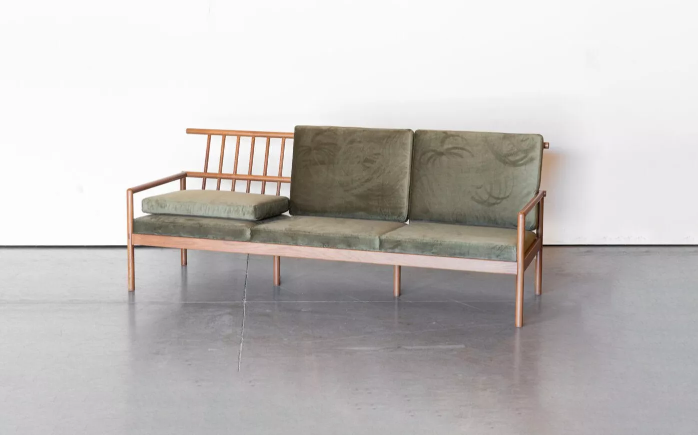 Ten Sofa