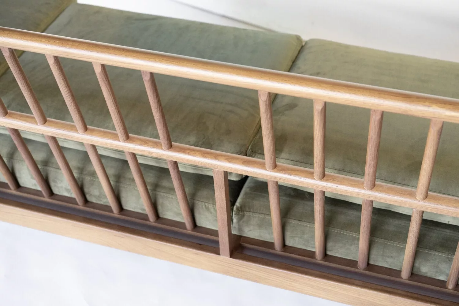 Ten Sofa