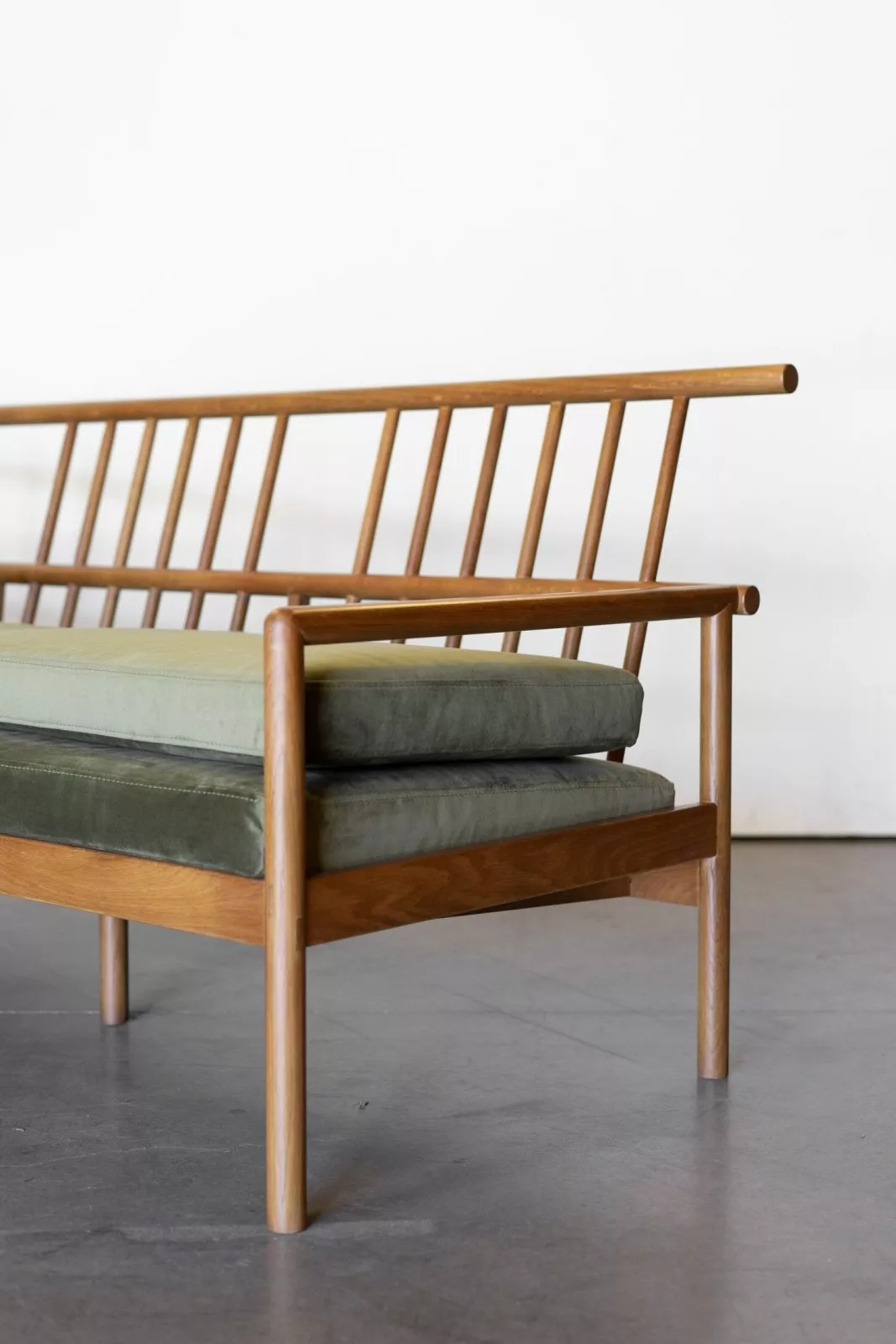 Ten Sofa