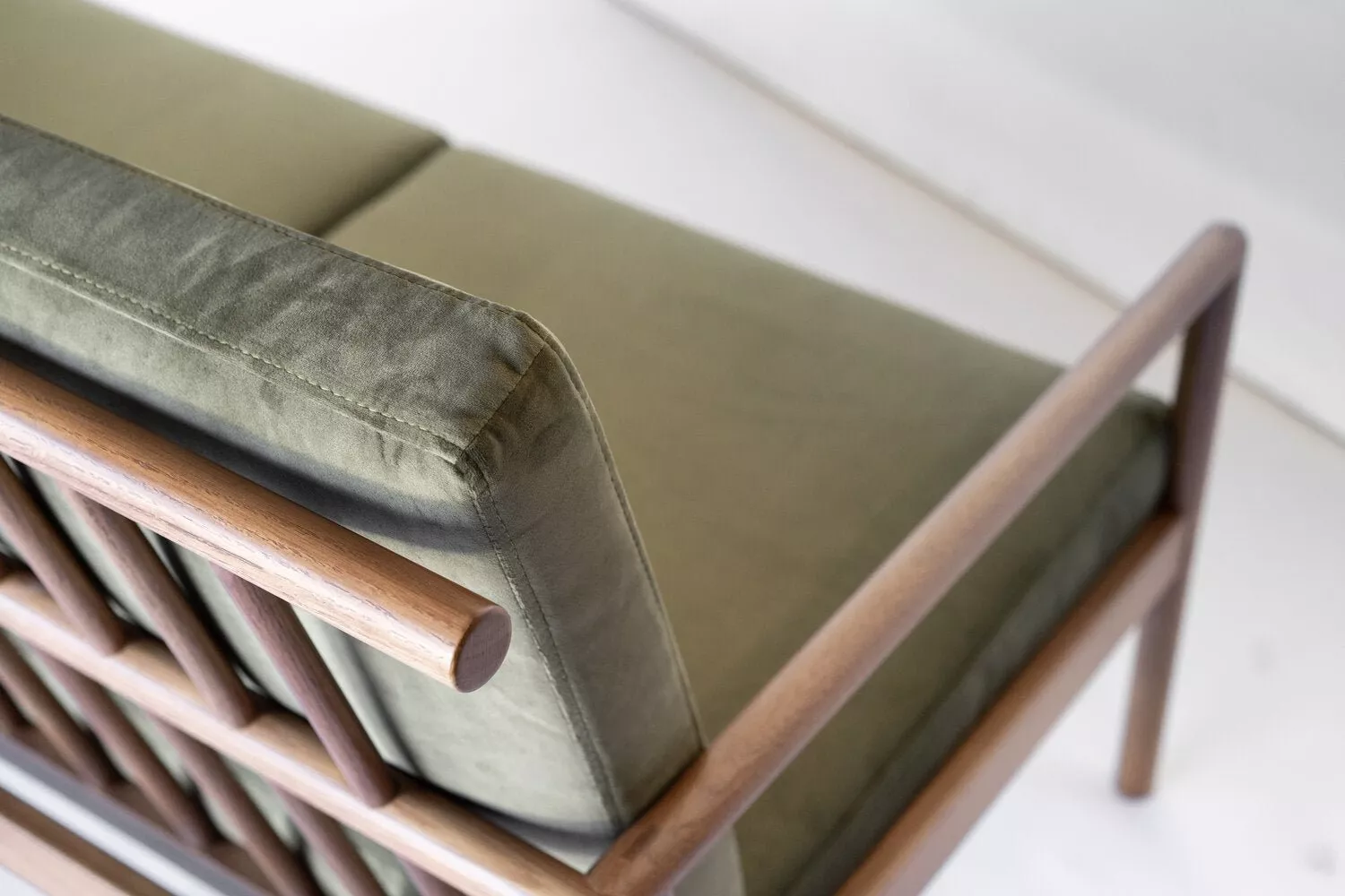 Ten Sofa