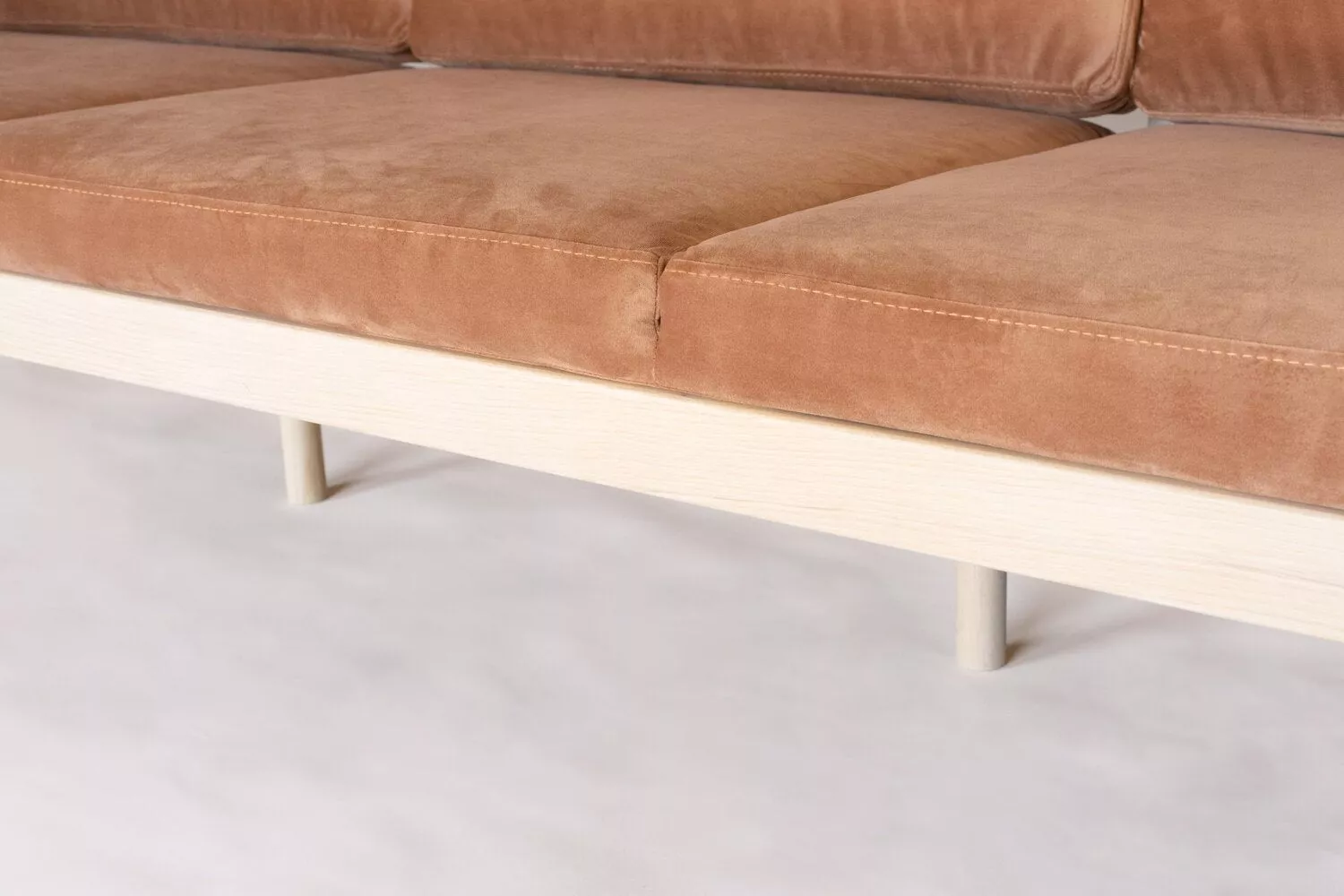Ten Sofa