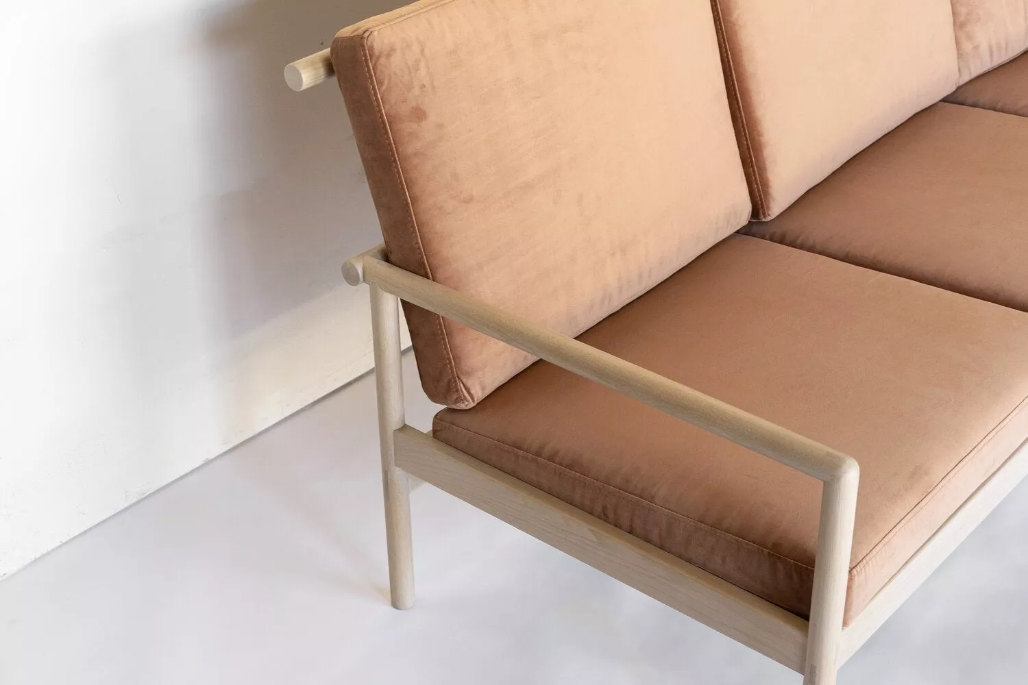Ten Sofa